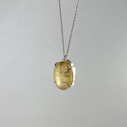 Dendrite necklace