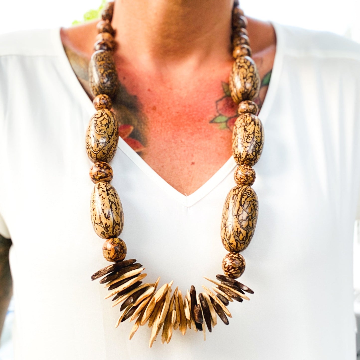 Jubati & Coconut Necklace - Natural Color