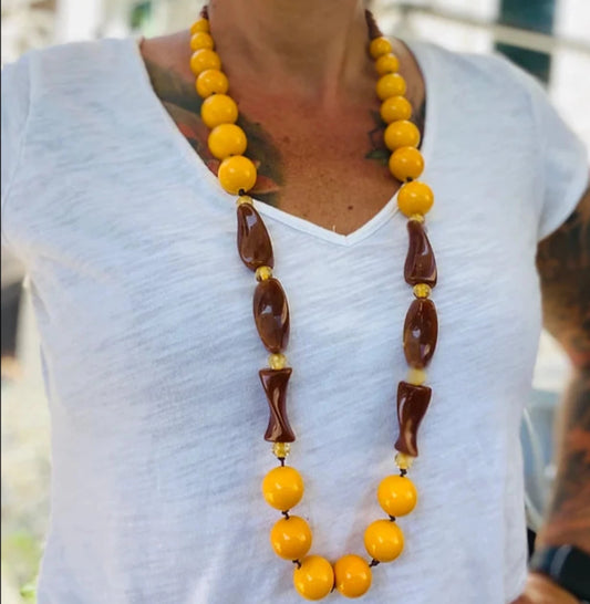 Long Necklace - Resin Yellow/brown